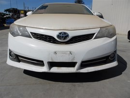 2014 TOYOTA CAMRY SE WHITE 2.5 AT Z20024
